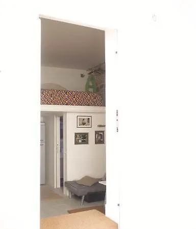 Apartment Laroman *